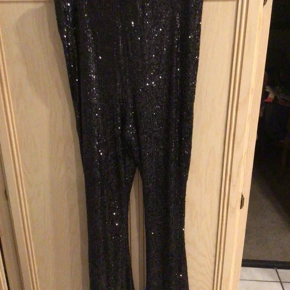 Show me your Mumu black sequined pants NWT - Picture 4 of 4